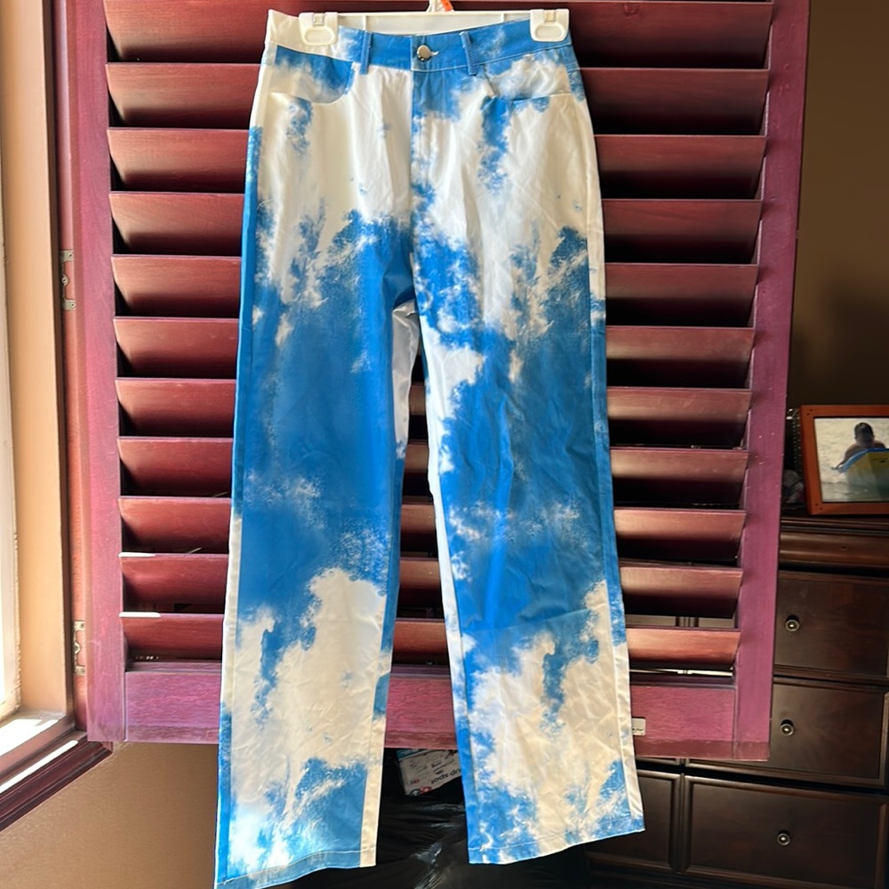 Sky and cloud unisex pants. Super cute but never worn!